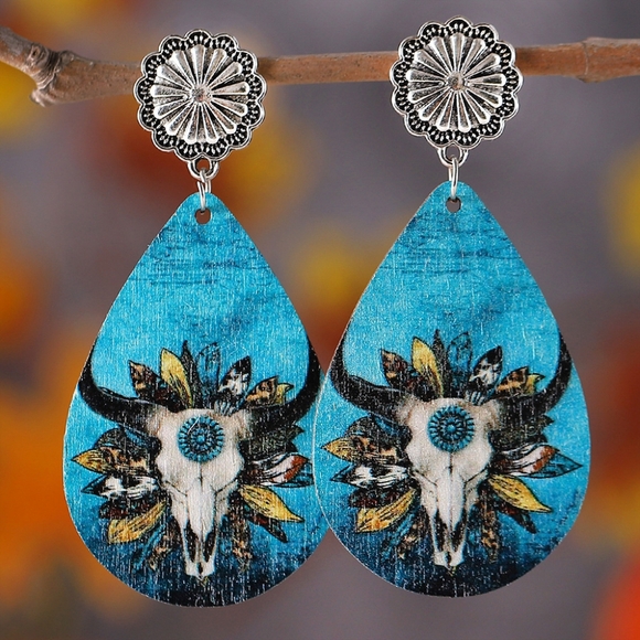 Cowskull Native American wooden Earrings - Picture 1 of 4